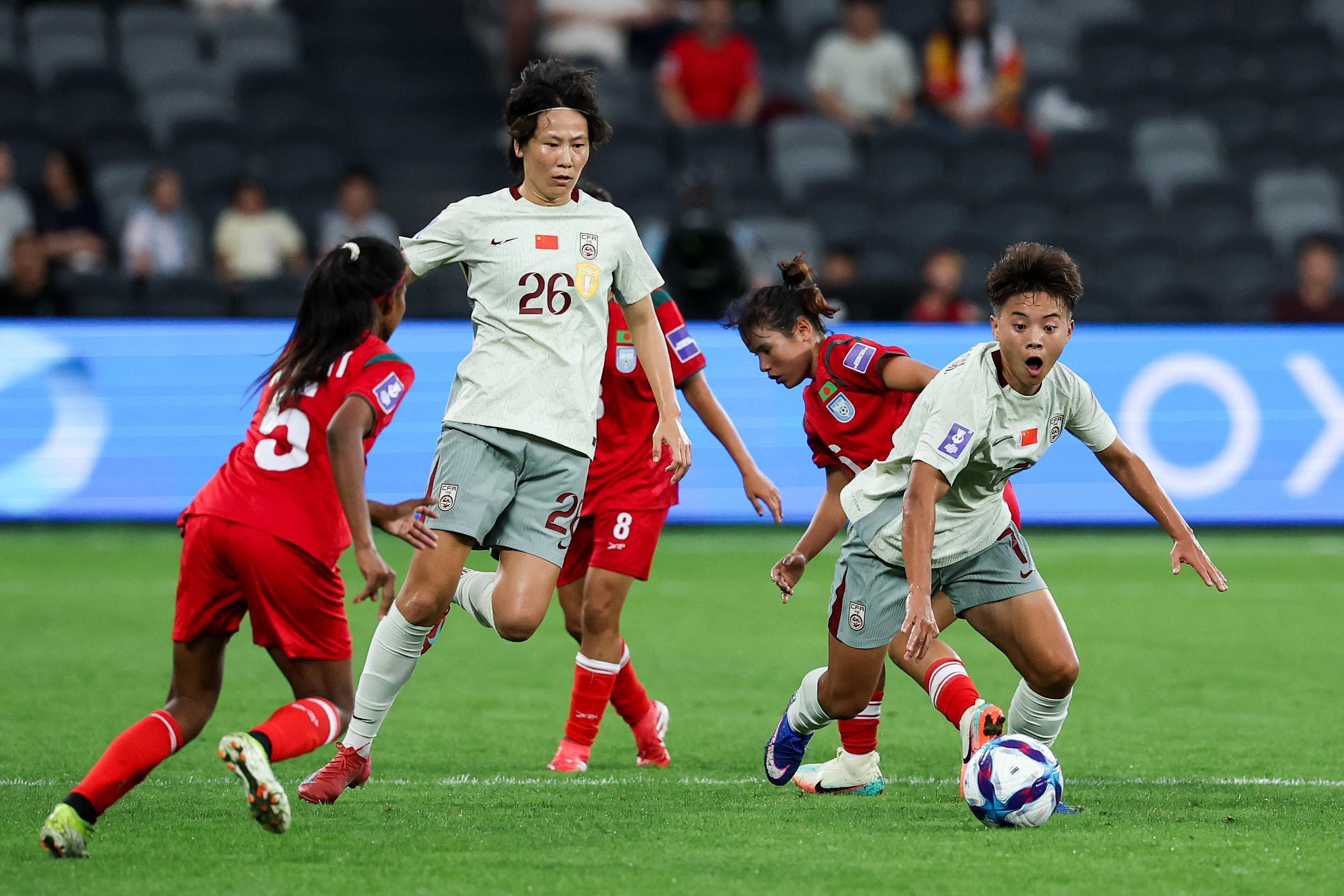 练的什么？首战世界排名112的孟加拉，中国女足仅打进2球