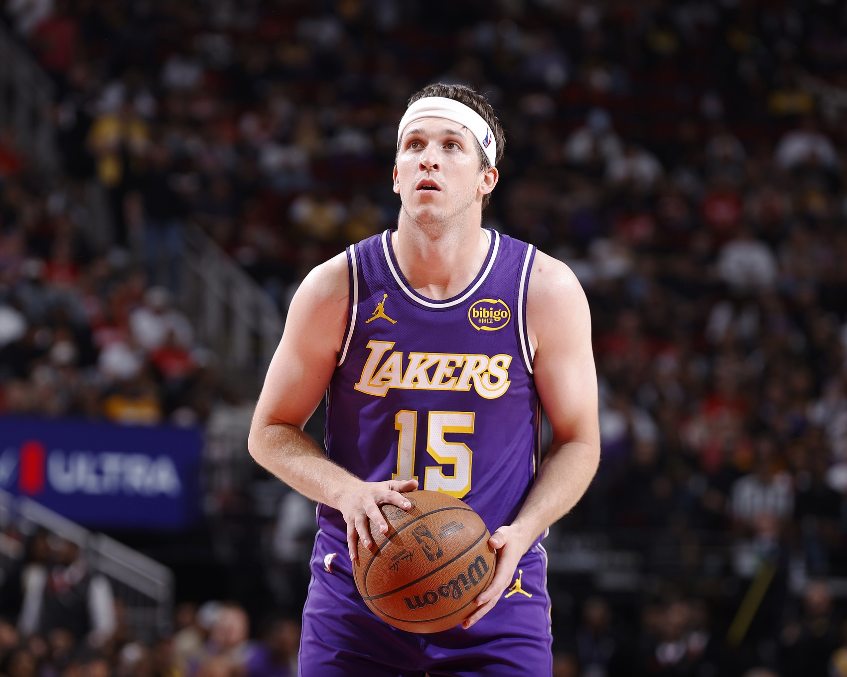 华体育官方-👀追梦：里夫斯受伤让他躲过了季后赛硬仗 他的大合同稳了